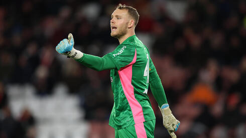 שוער סאות'המפטון דניאל פרץ