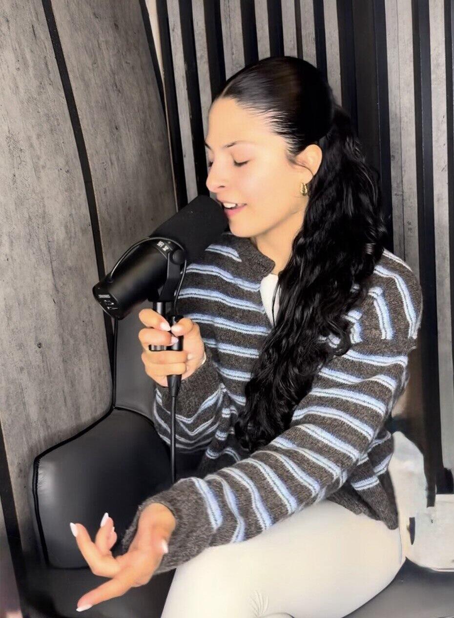 השיר הראשון של דניאלה גלבוע