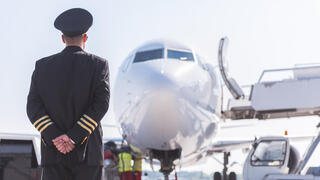 אולי עוד יעשו מזה סרט