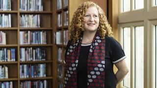 ג׳ניפר מנוקין, שמונתה לתפקיד נשיאת אוניברסיטת קולומביה בניו יורק