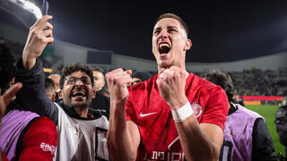 מכבי ת"א הפועל ת"א אנדריאן קרייב