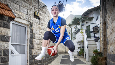 אליס חתוקאי