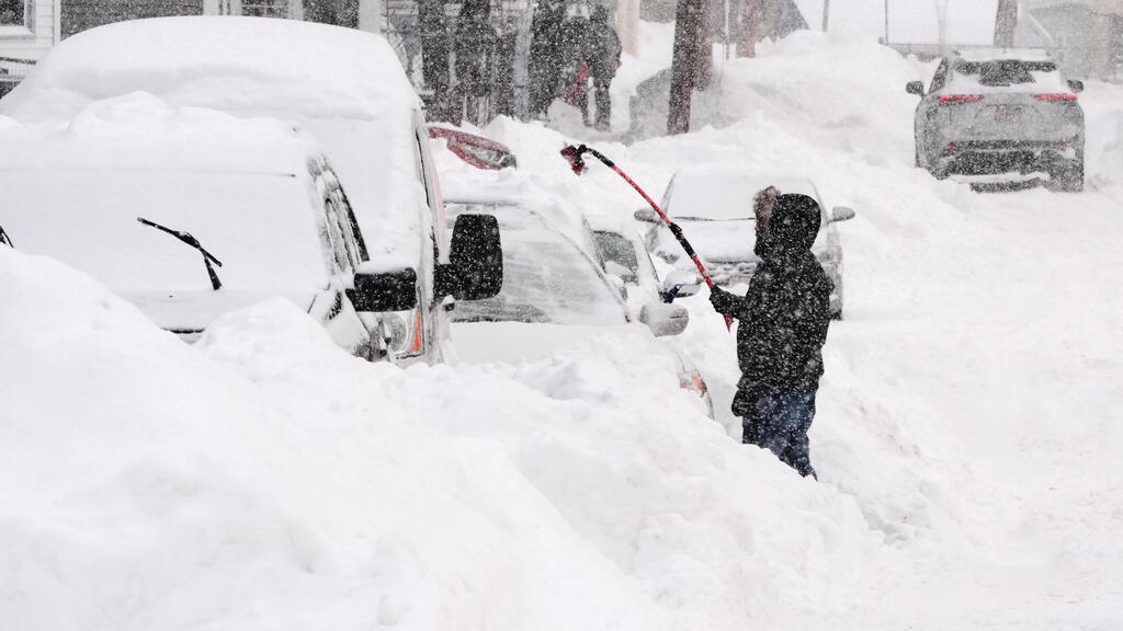 ארה"ב סופה סופת שלגים מסצ'וסטס 
