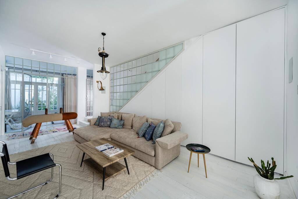 בית פרטי בשרון לזוג הייטקיסטים, תכנון: סמי שלום כנפו