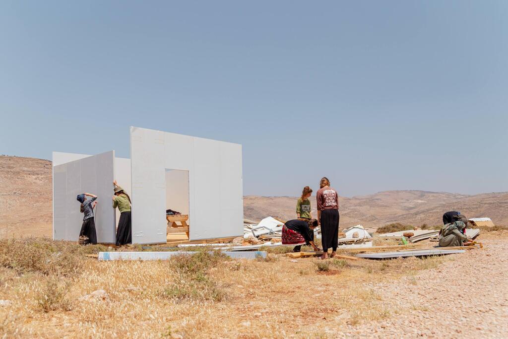 מתוך סדרת התצלומים המוצגת בתערוכת "עדות מקומית"