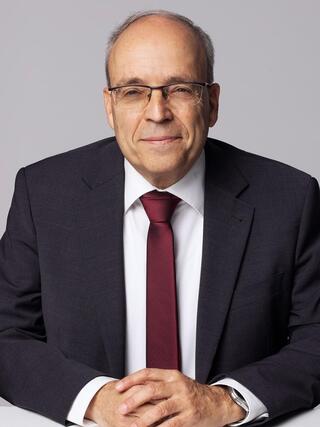 נשיא התאחדות התעשיינים, אברהם (נובו) נובוגרוצקי