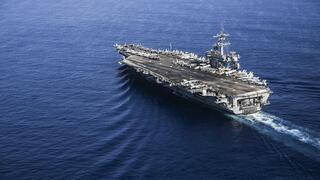 נושאת מטוסים של ארה"ב אברהם לינקולן ארכיון 2022 ב ים סין הדרומי