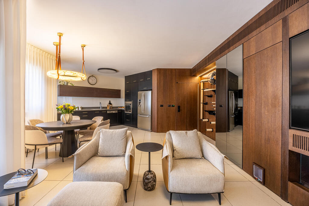 דירה לשוטר רווק, עיצוב: דותן ויסמין כהן