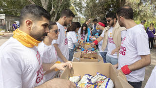 שיפוץ חצר בית האומנה "אור שלום" על ידי השיטור הקהילתי במשצרת ציון