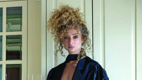  יוליה פלוטקין