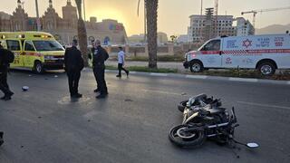 רוכב אופנוע החליק ונפצע באילת