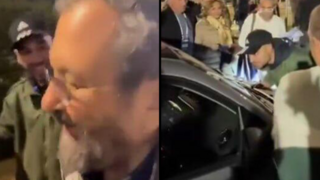 "אפס": מרדכי דוד קילל את אהוד ברק וחסם את רכבו