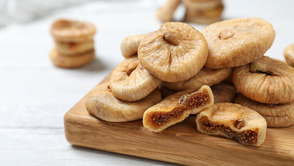 Dried figs (Photo: Shutterstock) תאנים מיובשות