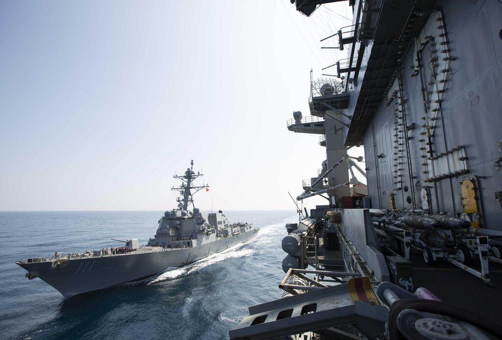 ה משחתת USS Spruance של צבא ארה"ב שנשלחה למזרח התיכון בצל המתיחות מול איראן יחד עם נושאת המטוסים לינקולן צילום ארכיון