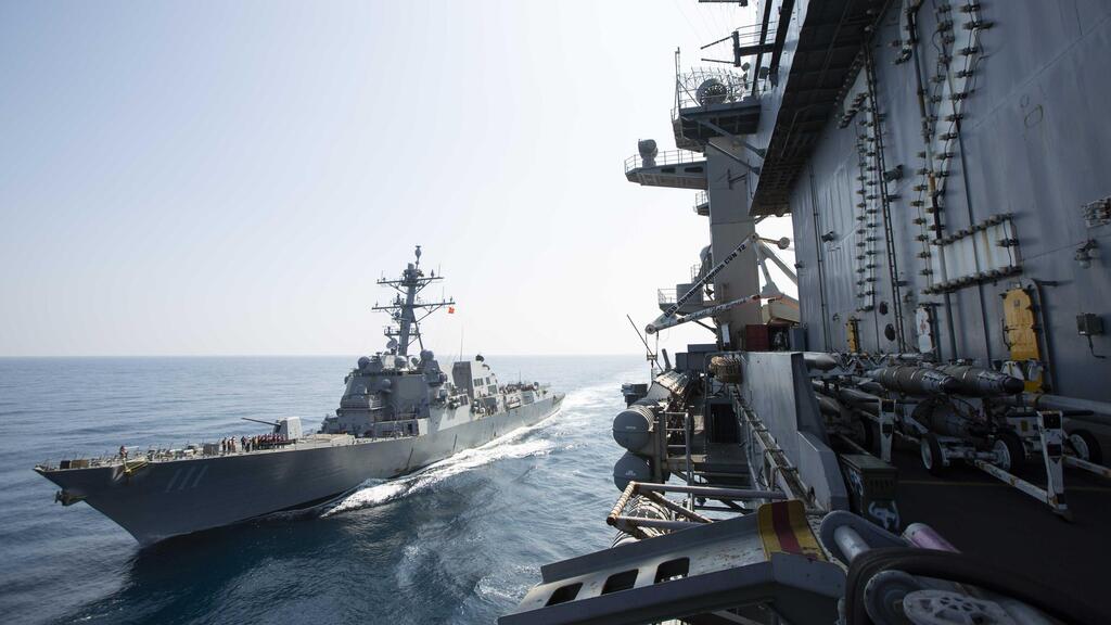 The US military destroyer USS Spruance, which was sent to the Middle East amid tensions with Iran, along with aircraft carrier Lincoln (Photo: U.S. Navy photo) ה משחתת USS Spruance של צבא ארה"ב שנשלחה למזרח התיכון בצל המתיחות מול איראן יחד עם נושאת המטוסים לינקולן צילום ארכיון
