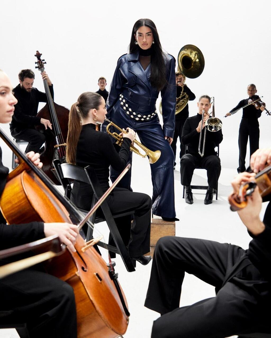 "ביקורות אף פעם לא כזה הזיזו לי בכנות" (שחר ארביב) ספיר אביסרור