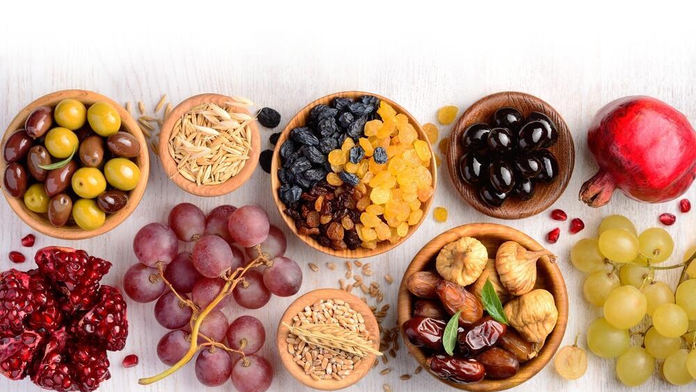 The seven species (Photo: Craevschii Family / Shutterstock) פירות משבעת המינים