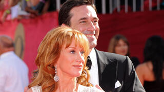 ג'ון האם וקאת'י גריפין בטקס פרסי האמי 2009