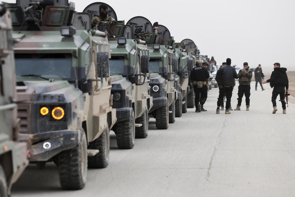 כוחותיו של נשיא סוריה א-רע שנכנסו לעיר אל-חסכה חסכה באזור שהיה עד כה בשליטת כורדים מ- SDF