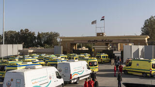 ראש השב"כ אישר: חותמת 'מדינת פלסטין' במעבר רפיח