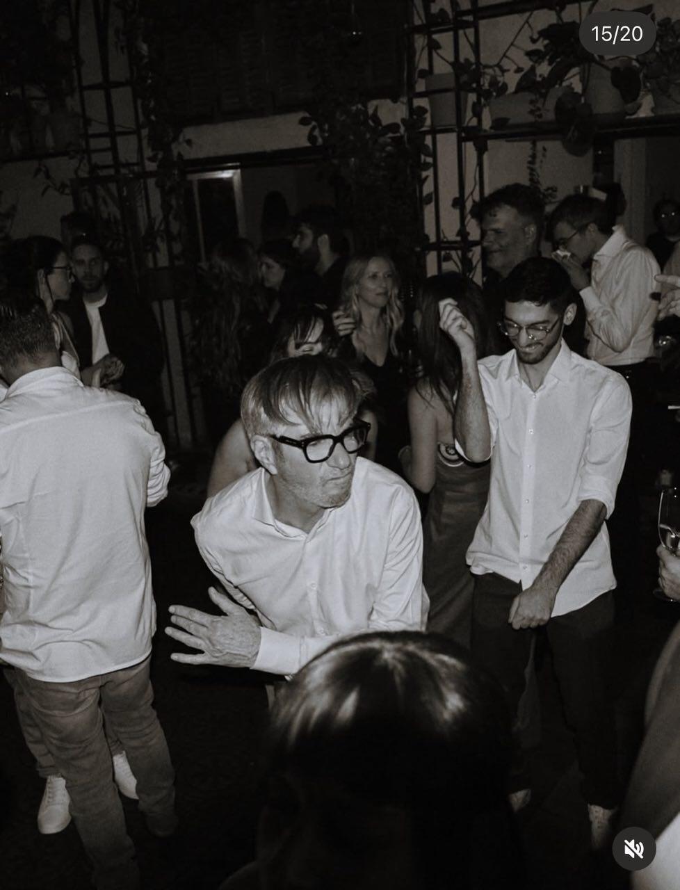 "מאחל לכל אחד מכם לרקוד בחתונה של הבן שלו". יובל בנאי (צילום: דור שרון) חתונה אלישע בנאי מאיה ברשתת