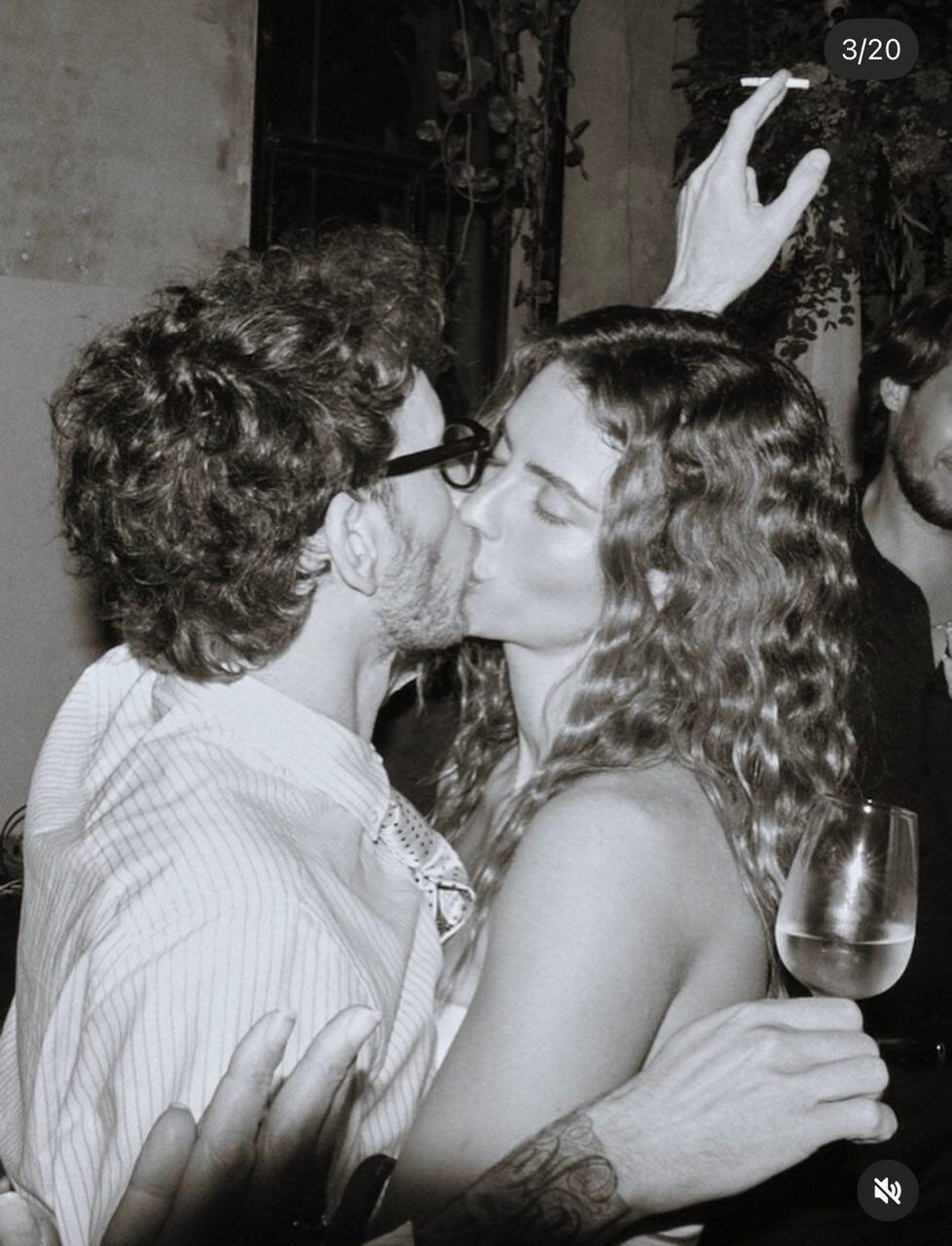 מתוקים! (צילום: דור שרון) חתונה אלישע בנאי מאיה ברשתת