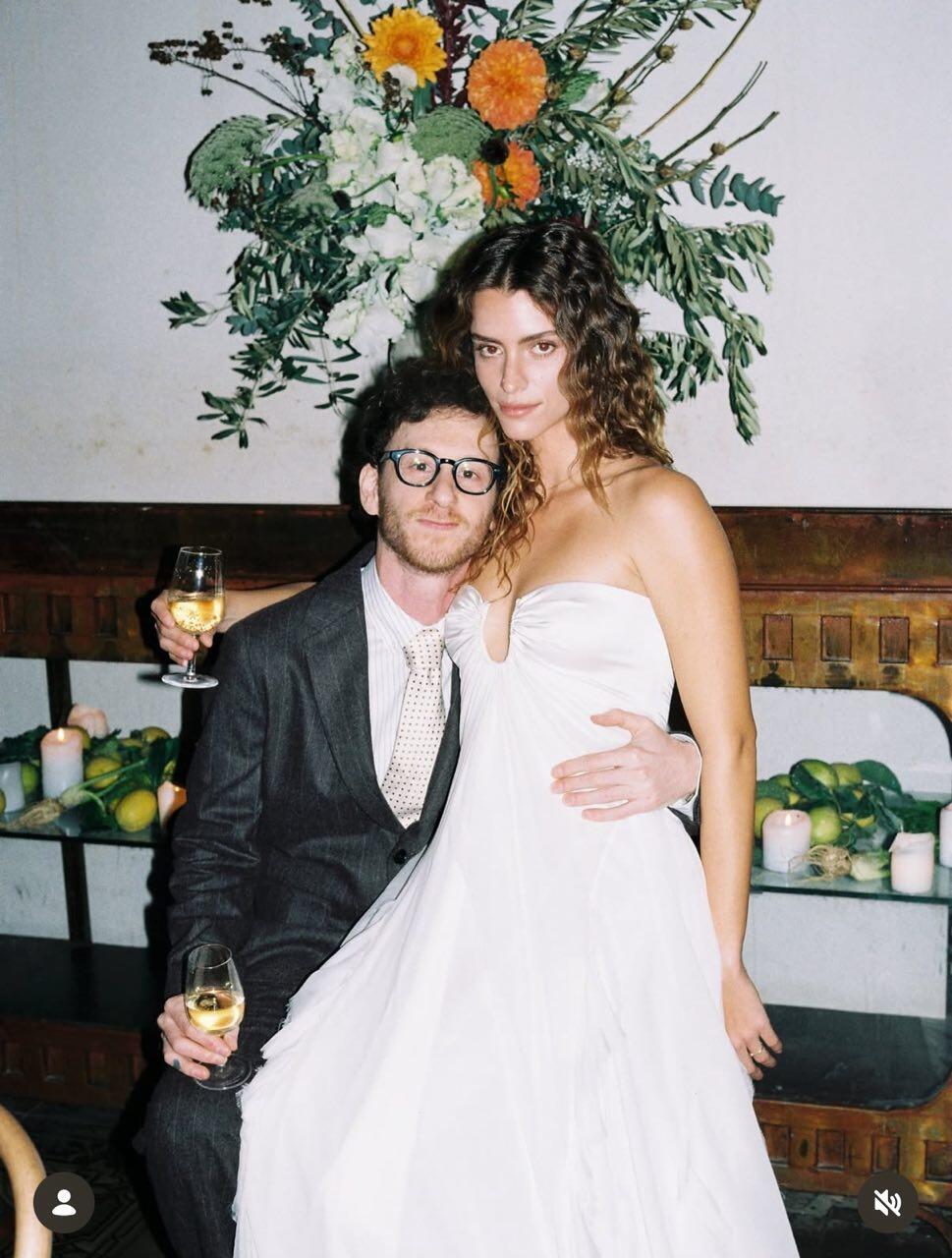 נוטפים סטייל. אלישע בנאי ומאיה ברששת - בעל ואישה (צילום: דור שרון) חתונה אלישע בנאי מאיה ברשתת