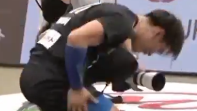 ההתנצלות של שחקן הכדורעף היפני יוג'י נישידה