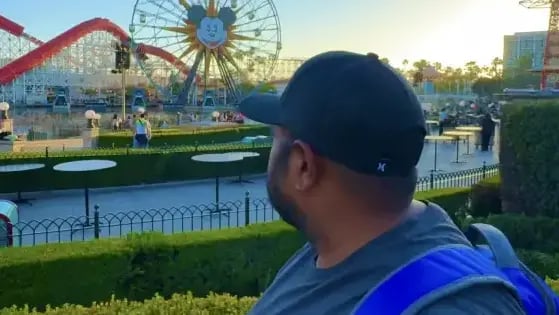 ניל האק בדיסנילנד