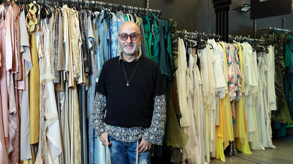 מעצב השמלות שלומי דדון