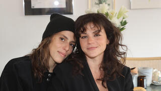 הצצה לדירה של השפית והשחקנית: "לא מבשלים כאן"