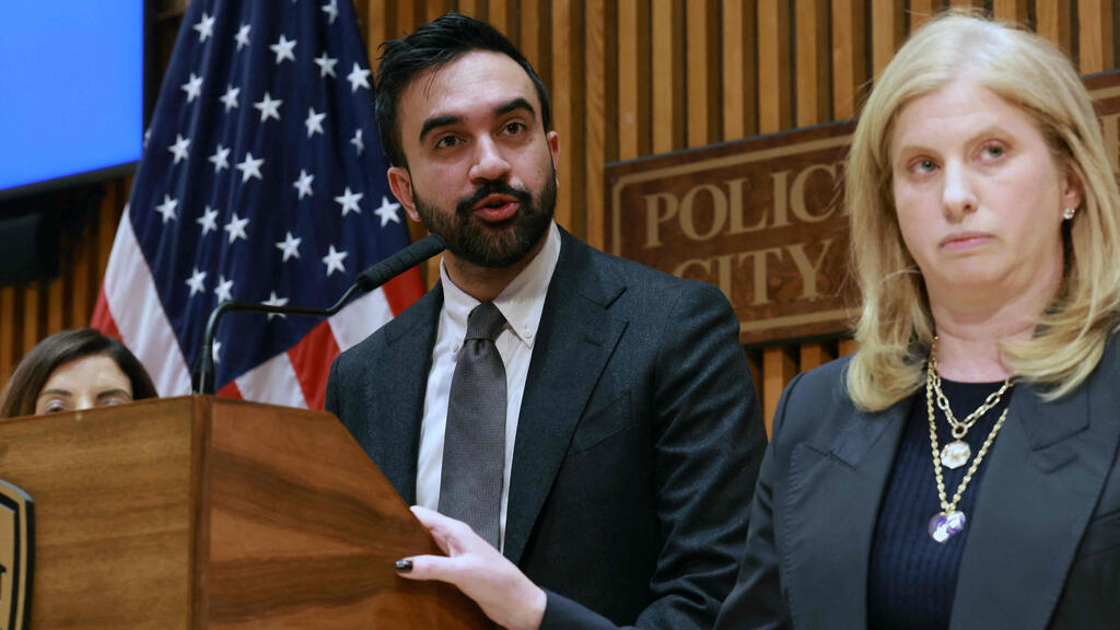 ג'סיקה טיש וממדאני, השבוע