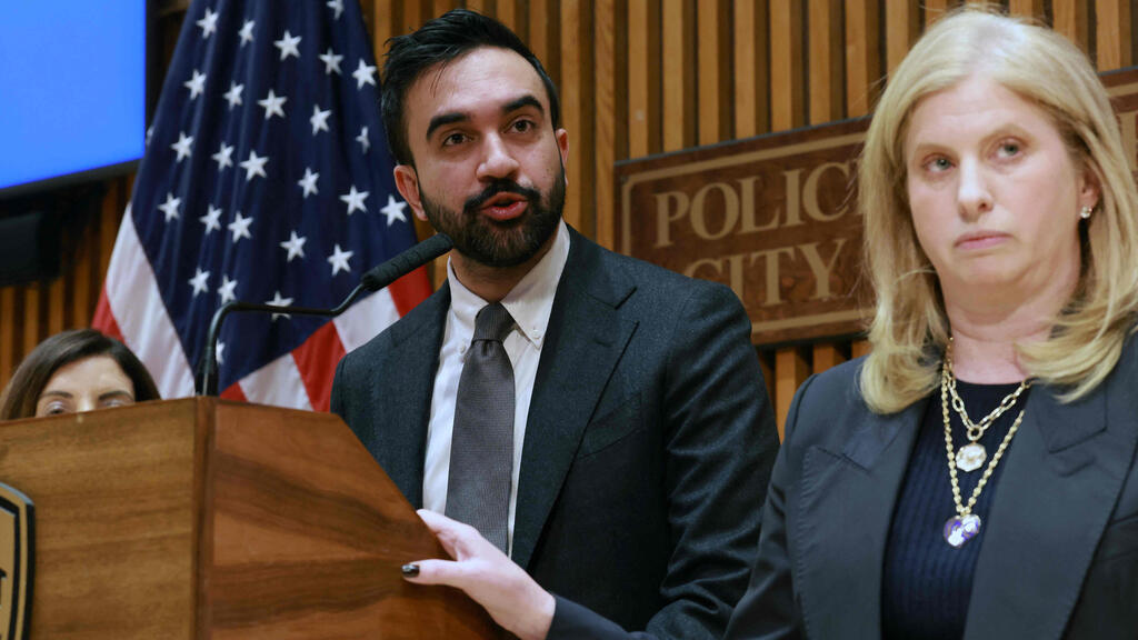 ג'סיקה טיש וממדאני, השבוע