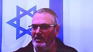 חקירות זיני, החייל הנאשם: "נתתי לו 200 אלף שקל"