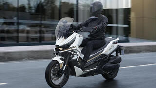  Chinese motorcycle Zontes 386