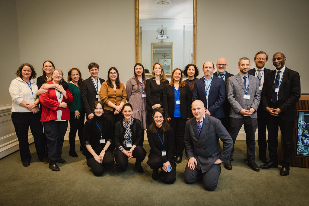 Top Israeli genomics and biodata experts visit the UK to expand scientific and innovation partnerships 