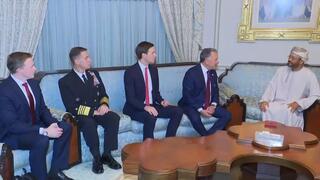 בראד קופר אדמירל מפקד פיקוד המרכז סנטקום של ארה"ב בפגישה בעומאן