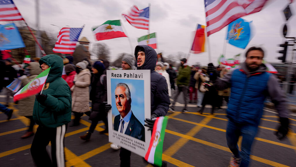 צה"ל בפנייה לאיראנים: "עקבו רק בערוצים רשמיים, וצרו קשר לכל שיתוף פעולה"