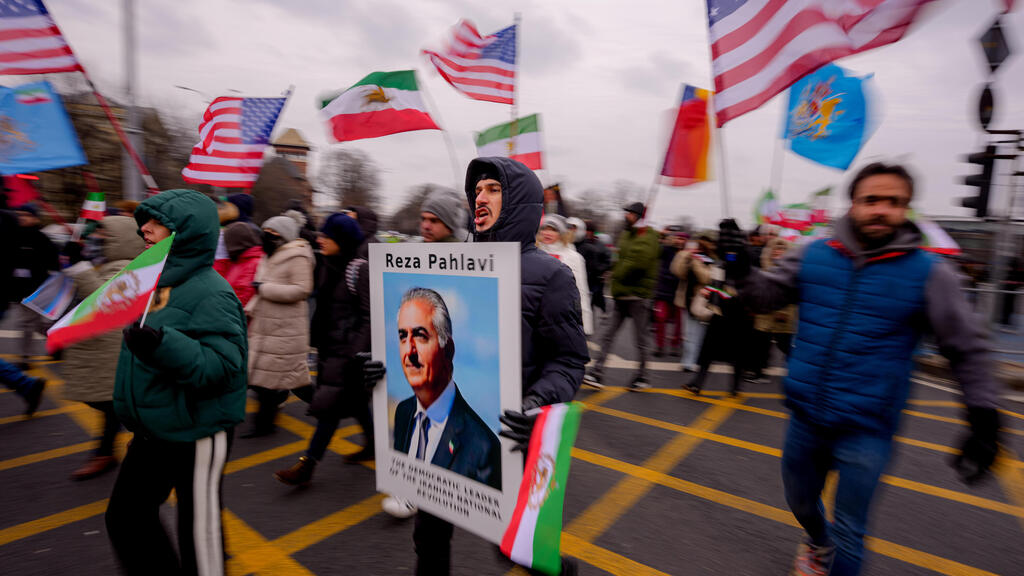 הפגנה להפלת שלטון האייתוללות וכינון משטר דמוקרטי באיראן