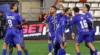 שחקני הפועל פתח תקווה חוגגים