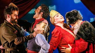 מתוך "מעגל הגיר הקווקזי", בהבימה