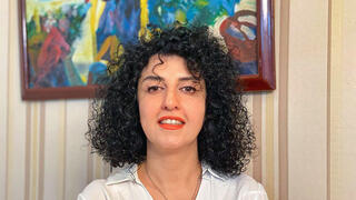 נרגס מוחמדי שזכתה בפרס נובל לשלום ב איראן