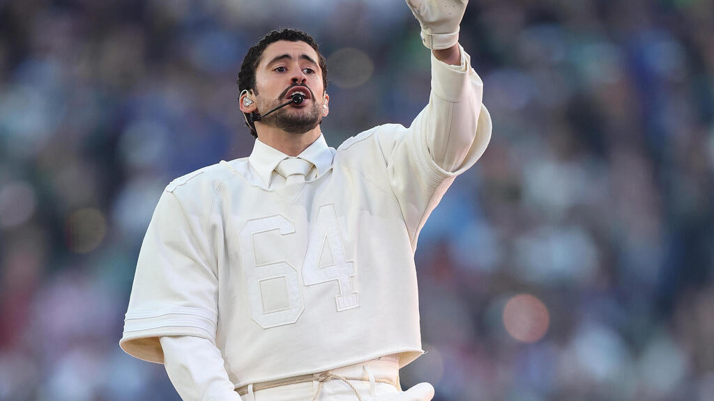 באד באני בהופעה בסופרבול, 2026