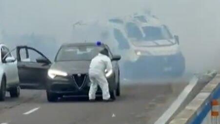  איטליה ברינדיסי שוד רכב משוריין להובלת מזומנים מול המצלמות