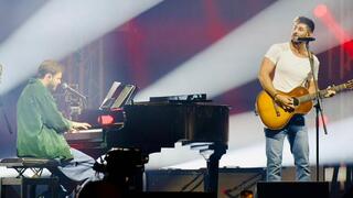 עידן עמדי במופע של שורד השבי אלון אהל