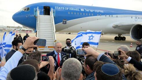 ראש הממשלה בנימין נתניהו לפני המראתו לביקור מדיני בוושינגטון