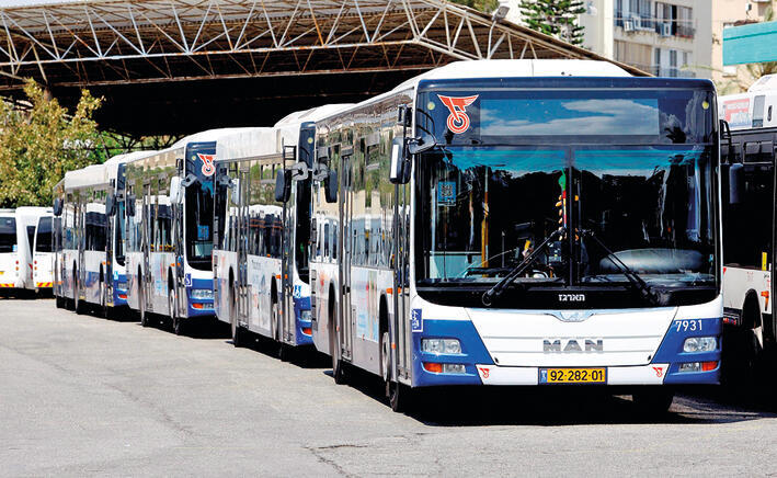 מתייעצים גם עם הסינים. אוטובוסים של "דן"