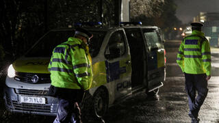 זירת מתקפה דקירות חשד ל פיגוע ב בית ספר לונדון בריטניה