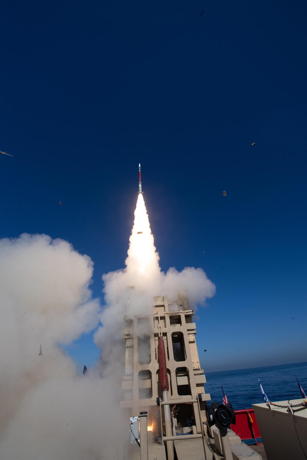 תיעוד הניסויים בקלע דוד במשרד הביטחון