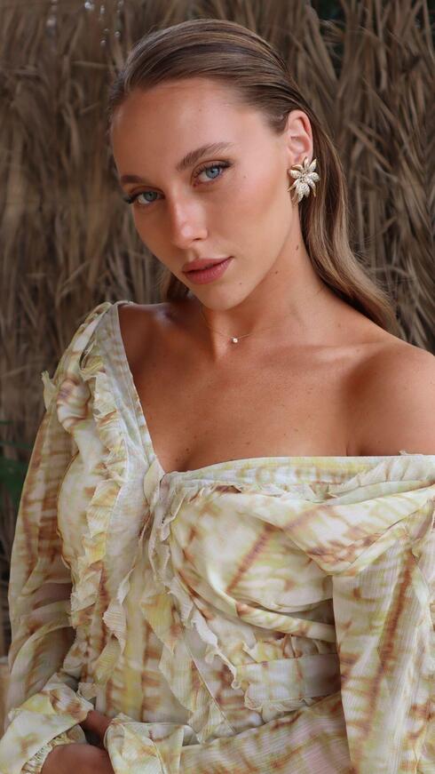 דניאלה וייסוול מ"אהבה חדשה"